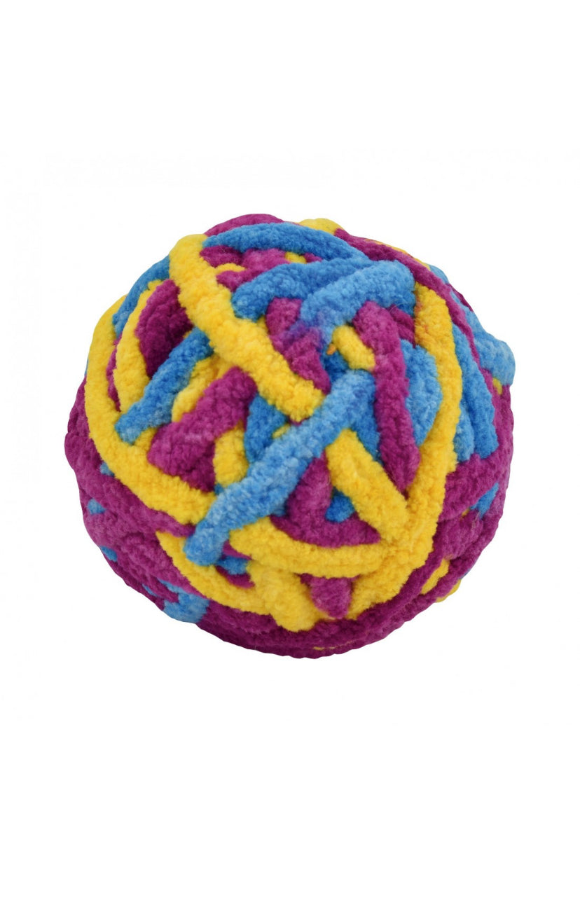 Pelota lana para gato